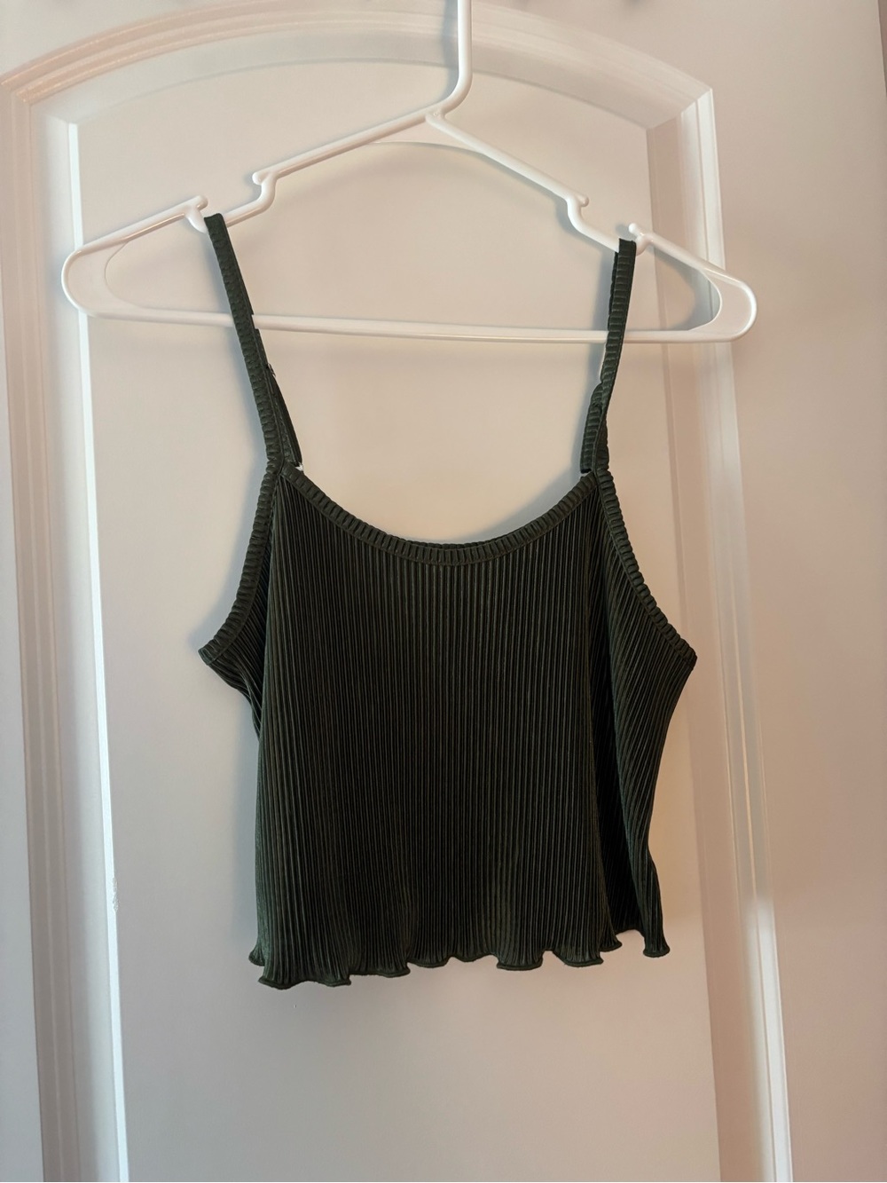 Forever 21 Dark Olive Ribbed Spaghetti Strap Crop Camisole